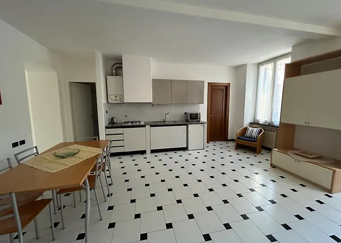 Amabile Location Near Beaches