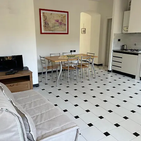 Amabile Apt Central Location Near Beaches *