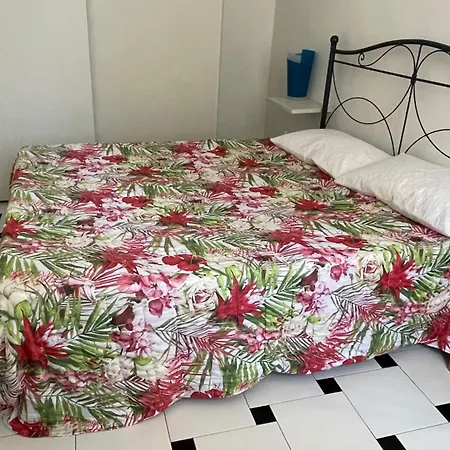 Amabile Apt Central Location Near Beaches 莱万托